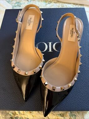 VALENTINO AUTHENTIC ROCKSTUD HEELS